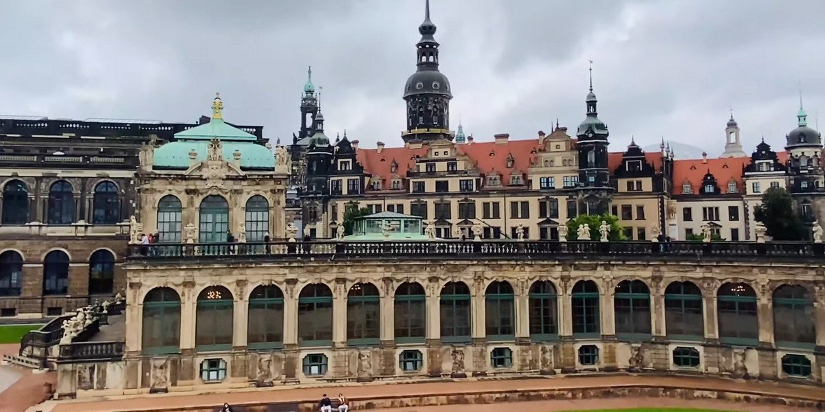 Dresden Walking Private Tour and Dresden Castle Visit, photo 2
