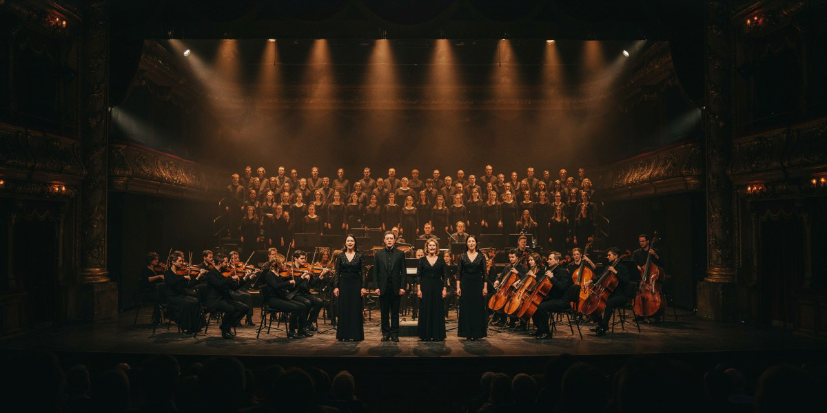 Regents Opera: War Requiem, photo 1
