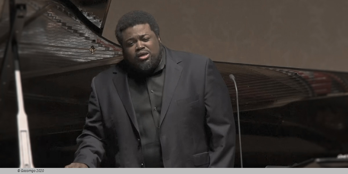 Russell Thomas, photo 2