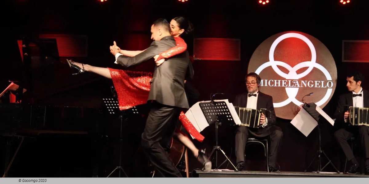 TANGO SHOW AT MICHELANGELO LEGEND